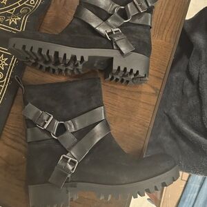 Nine West Soft Leather Moto Booties 9